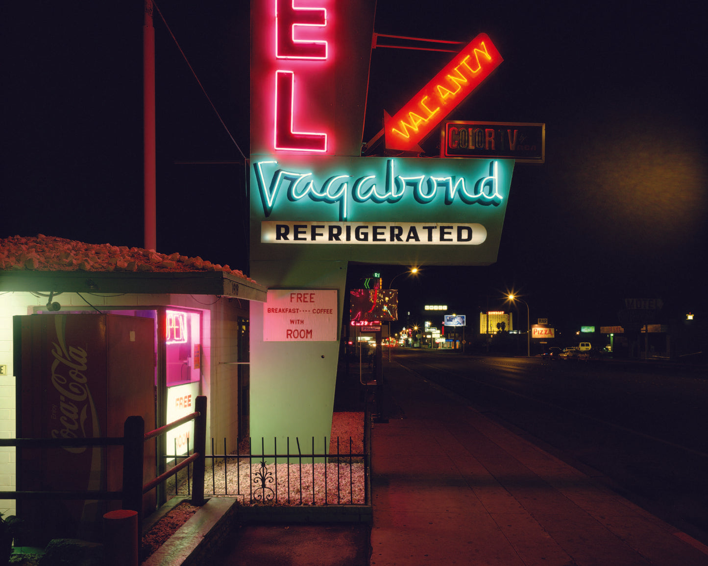 Motel Vegas Image 1